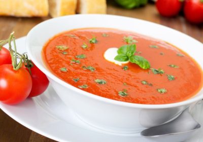 Лятна крем супа от чушки и домати