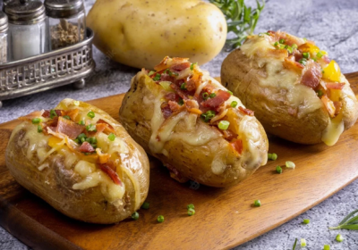 Разкошни пълнени картофи с бекон и сирене
